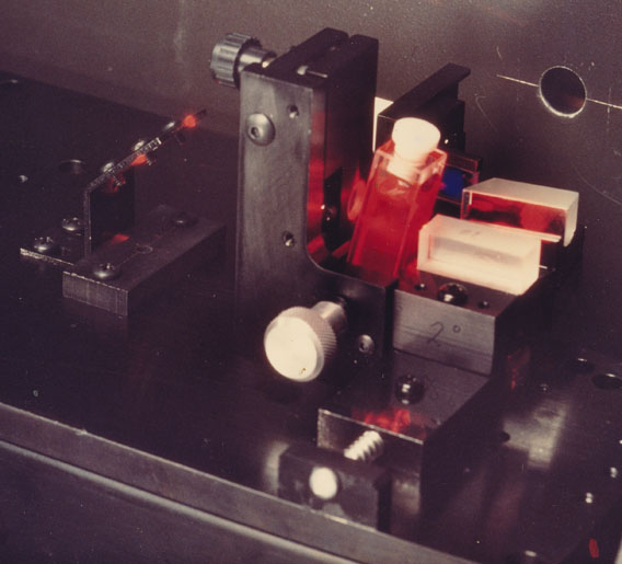 Dye Laser Cell Assembly